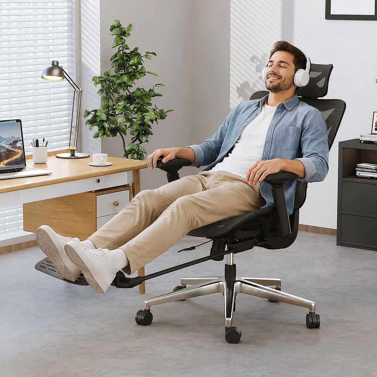 ATORPOK Reclining Mesh Office Chair with Footrest Black image 2